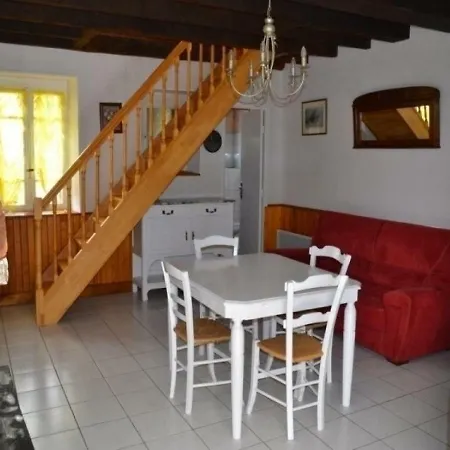 House Le Frene Hébergement de vacances Lacrouzette